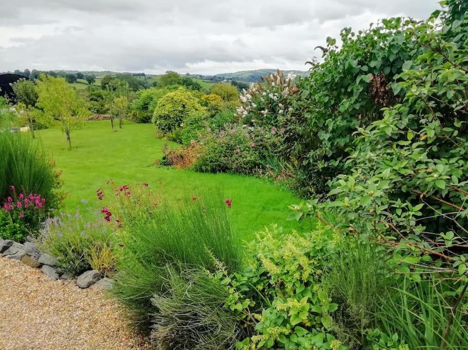 Country Home With Gardens Newtown (Powys) Exterior foto