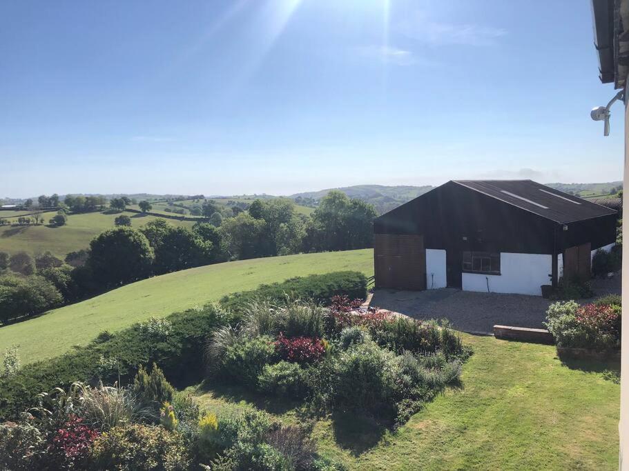 Country Home With Gardens Newtown (Powys) Exterior foto